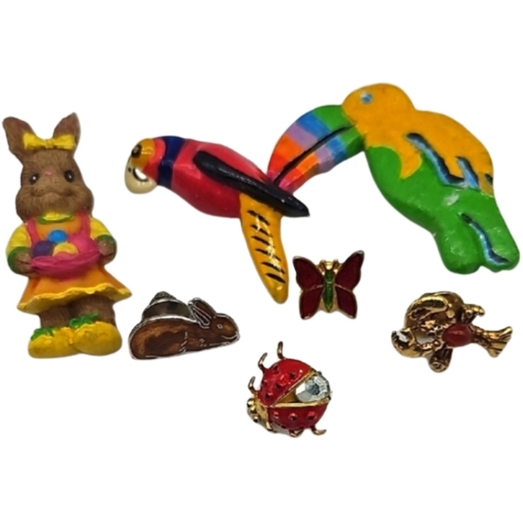 7 pc Lot Colorful Animal Brooch Pins - Picture 1 of 6